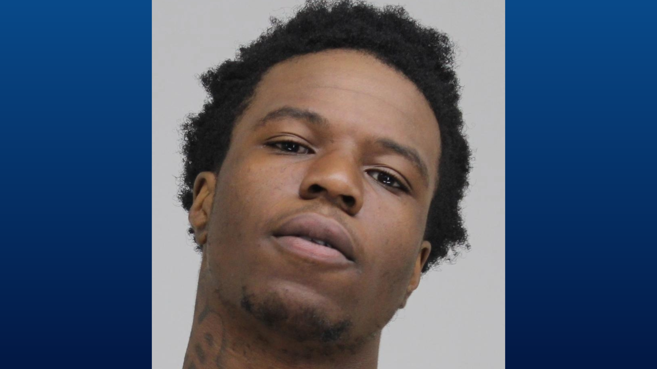 Man killed in Dallas shooting; suspect identified as Jermiah Savage