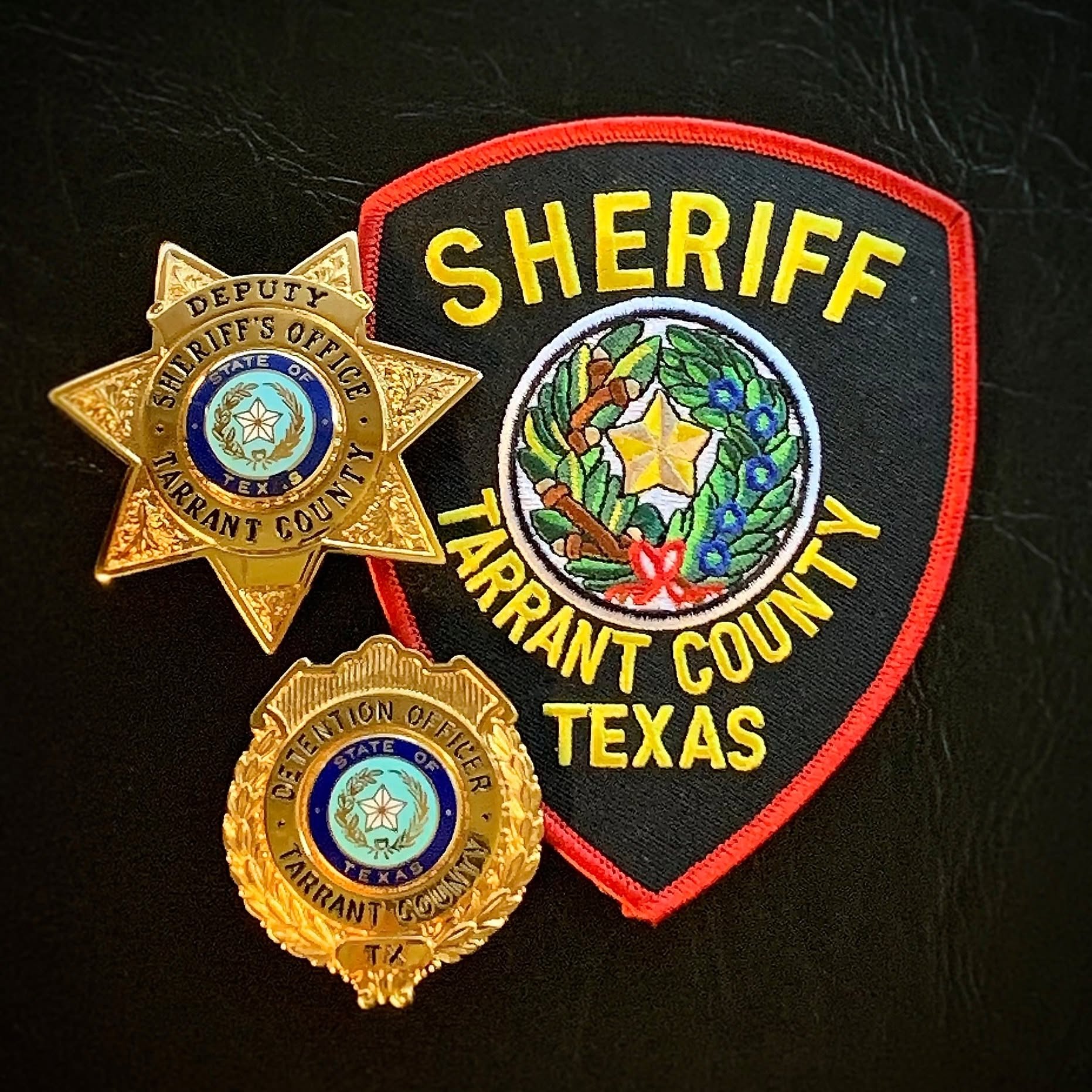 Tarrant County deputies investigating deadly Tuesday morning SUV crash