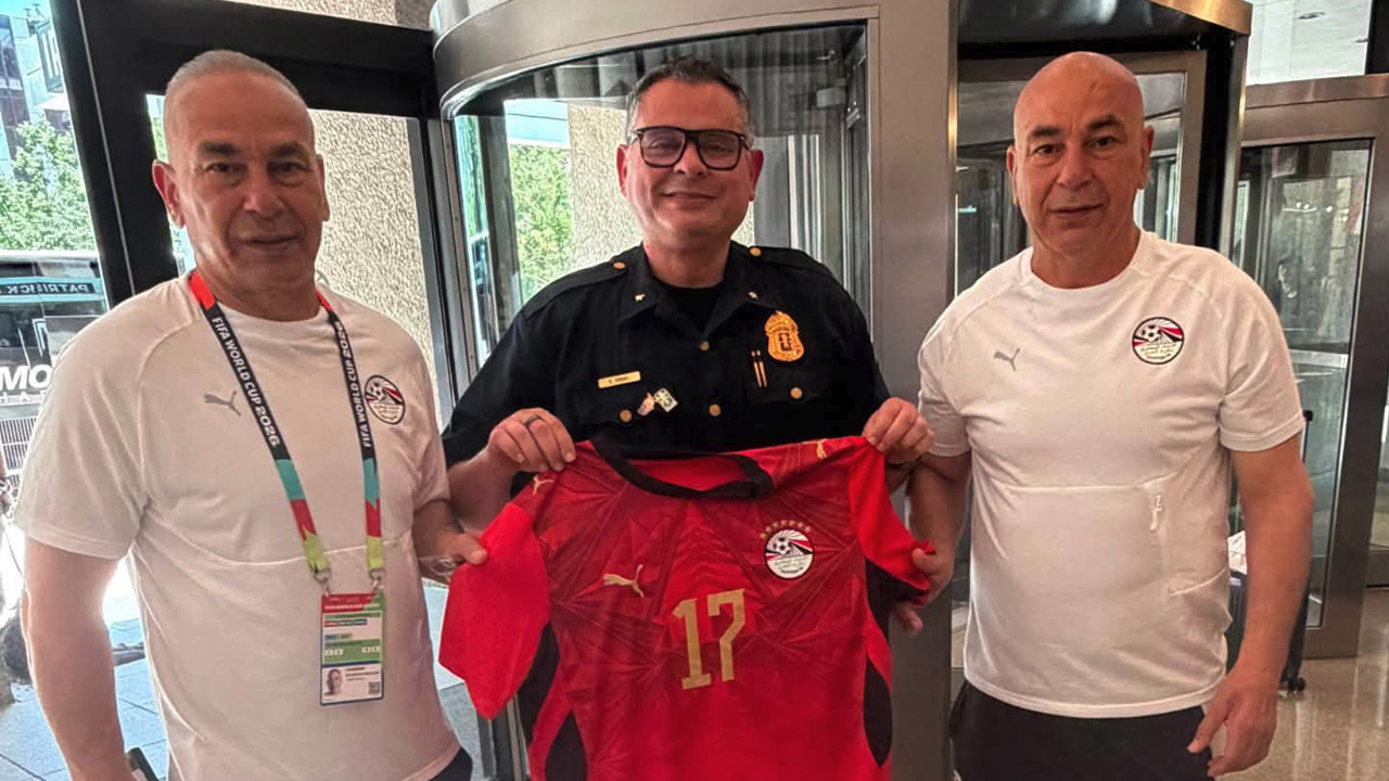 Egypt players, coaches meet with Dallas Police meet after viral confrontation with officer