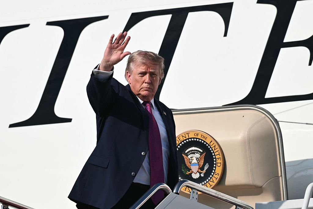Trump pardons 11, including defendants convicted of Clean Air Act violations